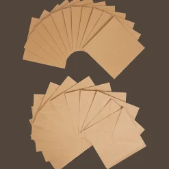 Avec kraftkaarten en -enveloppen