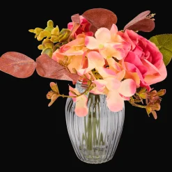 Boeket kunstbloemen in vaas