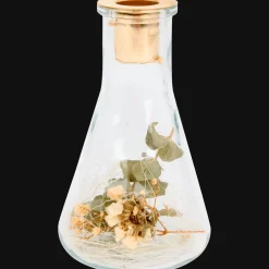 Kaarsenhouder met droogbloemen