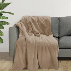 Plaid van imitatiebont